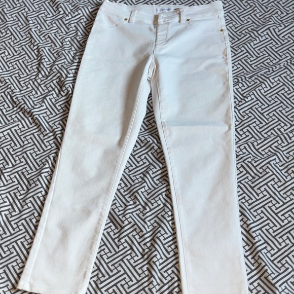 Calvin Klein Women's Cream Straight Leg  Stretch Jeans - Picture 3 of 12